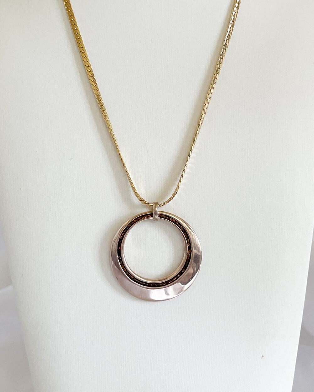 VINTAGE Rose Gold Circle Necklace w Crystal Embedded Details Herringbone Chain